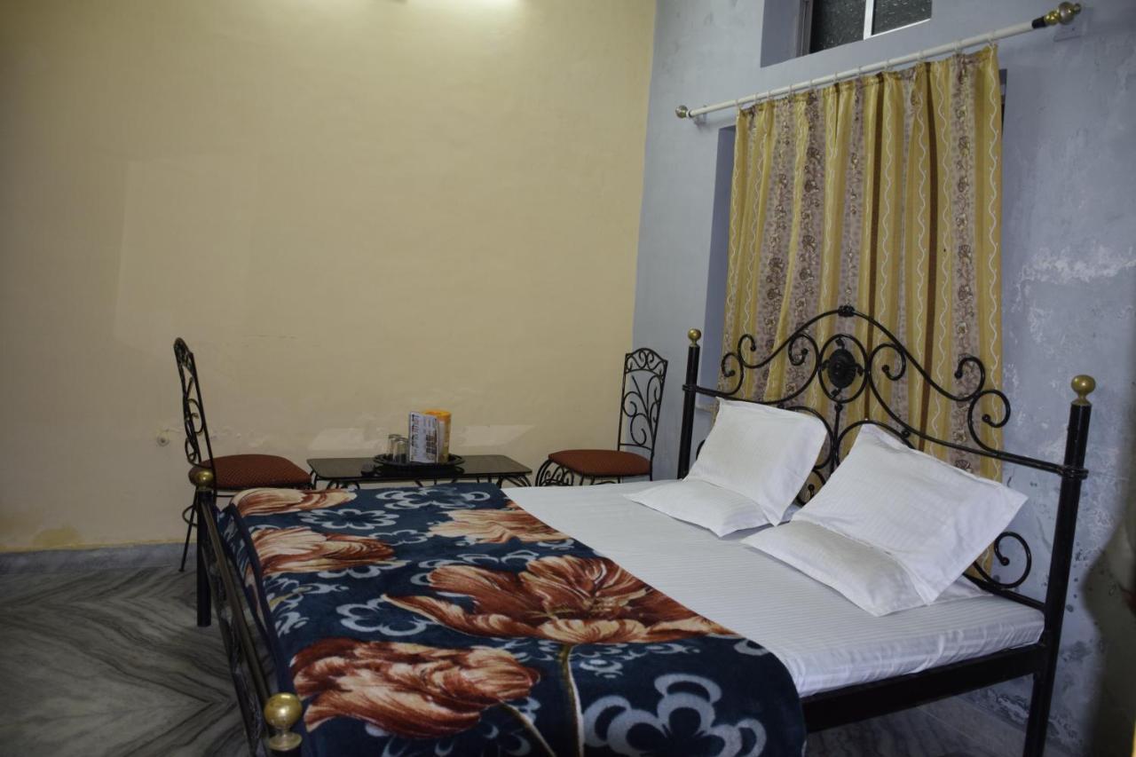 Hotel Deep Valley Mount Abu Dış mekan fotoğraf