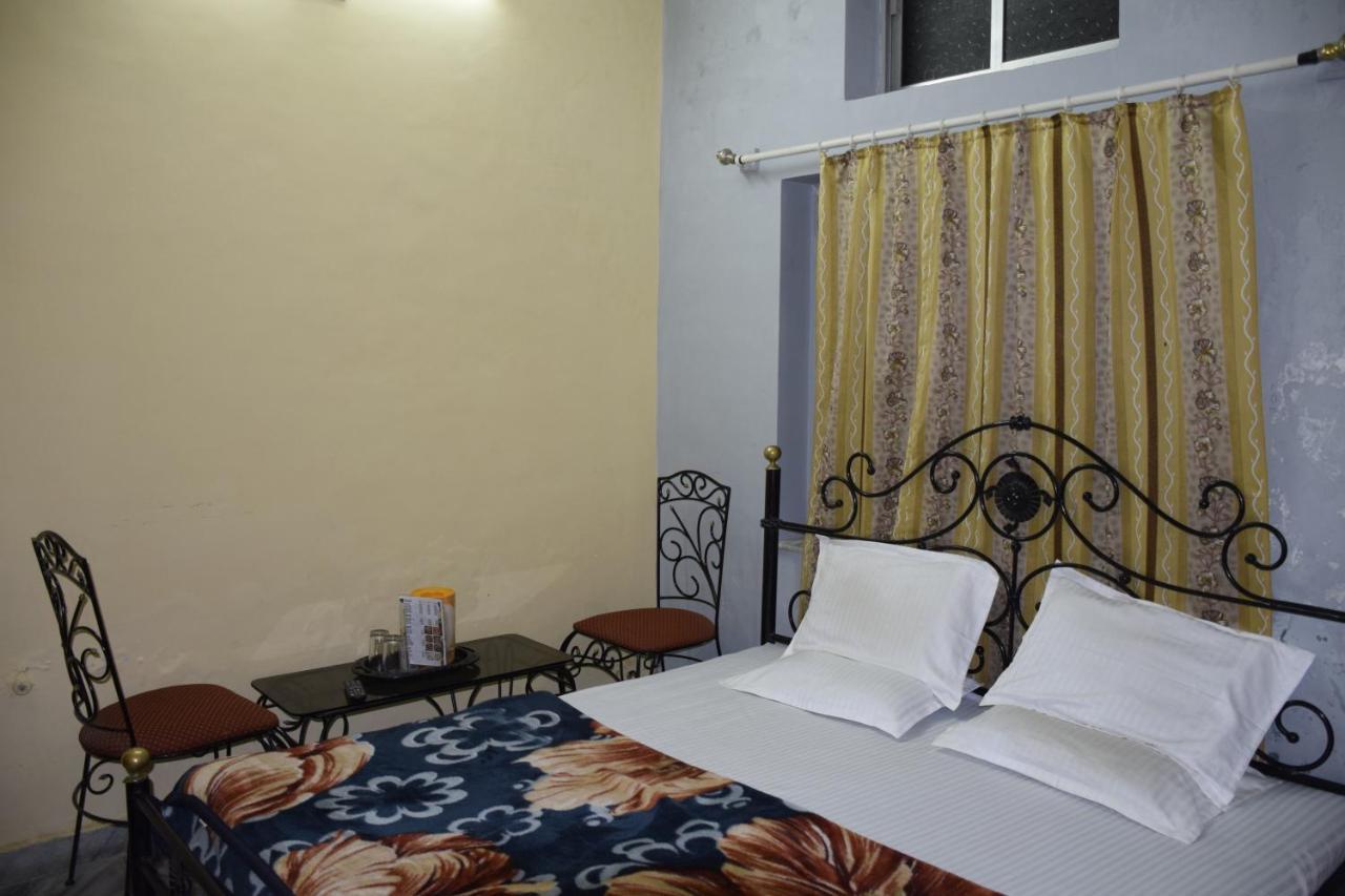 Hotel Deep Valley Mount Abu Dış mekan fotoğraf