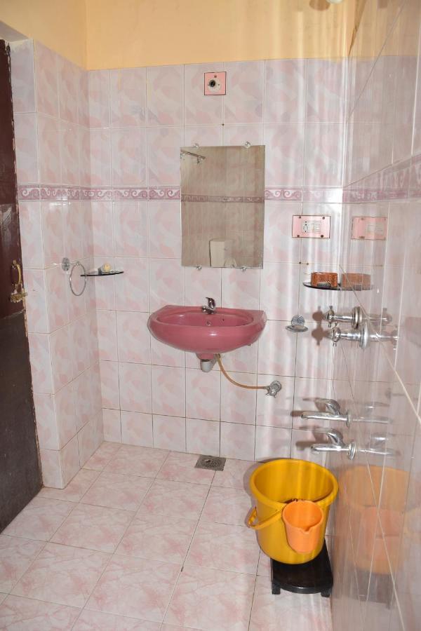 Hotel Deep Valley Mount Abu Dış mekan fotoğraf