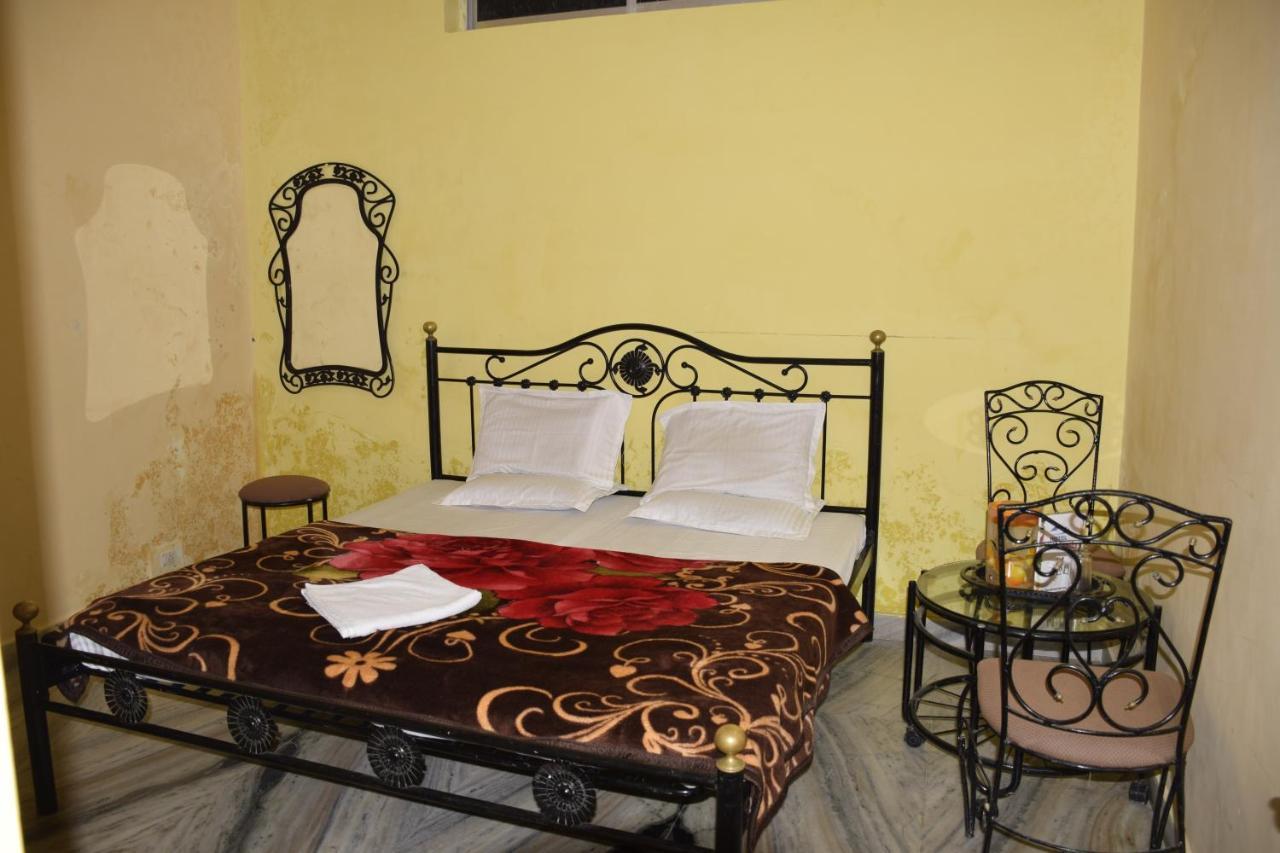 Hotel Deep Valley Mount Abu Dış mekan fotoğraf