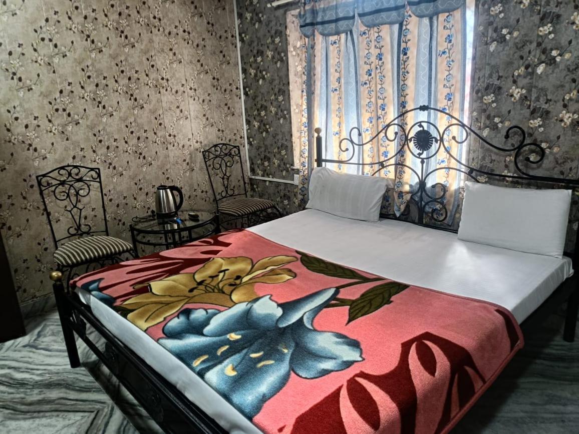 Hotel Deep Valley Mount Abu Dış mekan fotoğraf