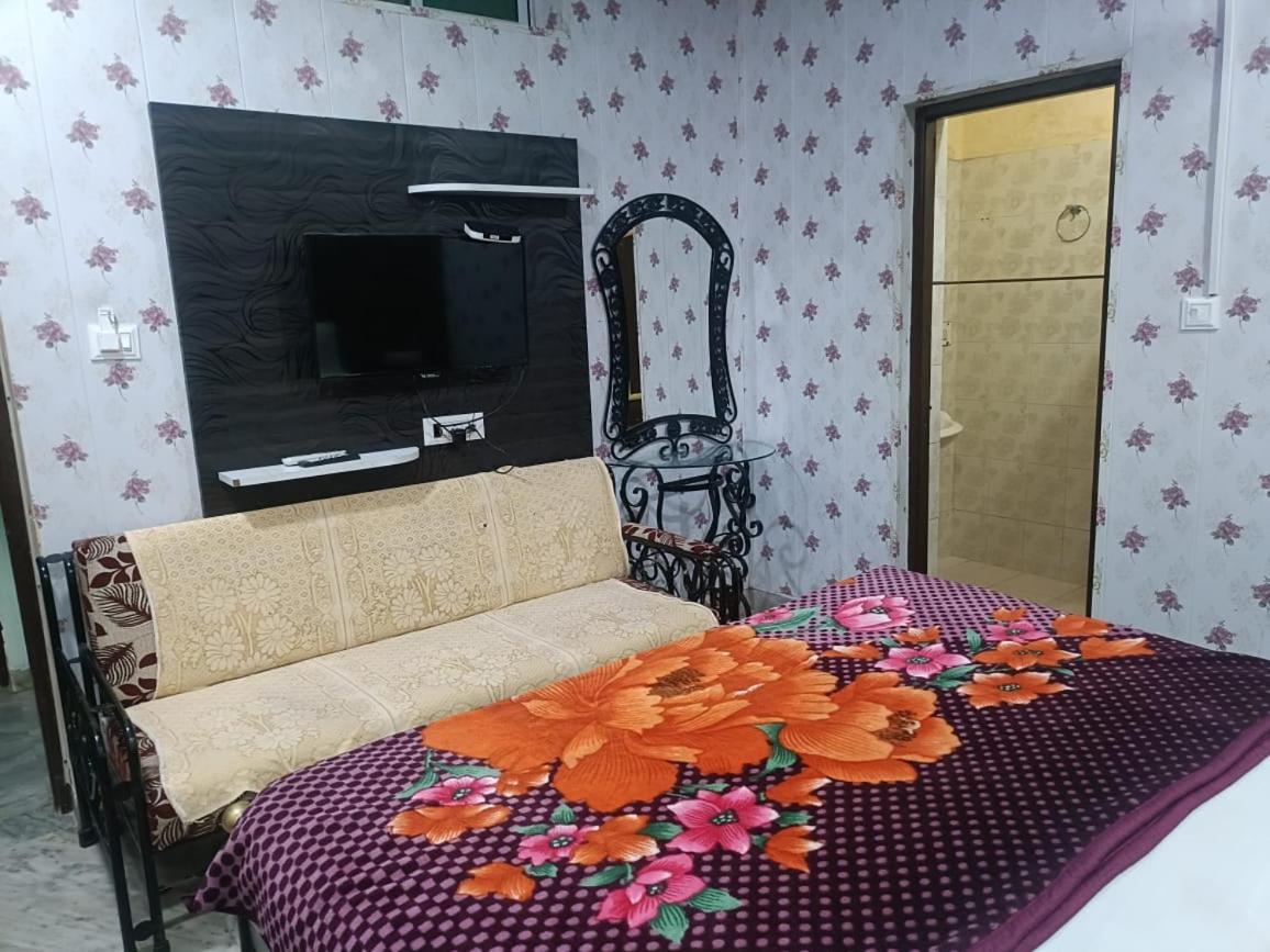 Hotel Deep Valley Mount Abu Dış mekan fotoğraf