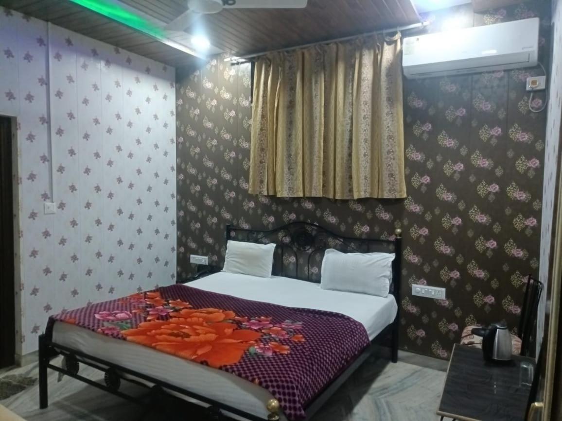 Hotel Deep Valley Mount Abu Dış mekan fotoğraf